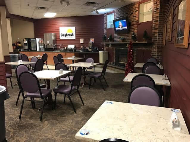 Days Inn By Wyndham Bloomington West Bagian luar foto